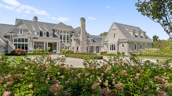 Nestled within Nature | Bloomfield Hills, MI