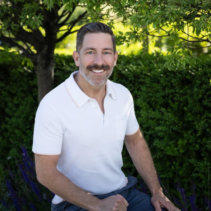Jason Armbruster - Design/Sales