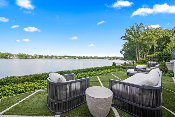 Orchard Lake Chateau on the Water | Bloomfield, MI