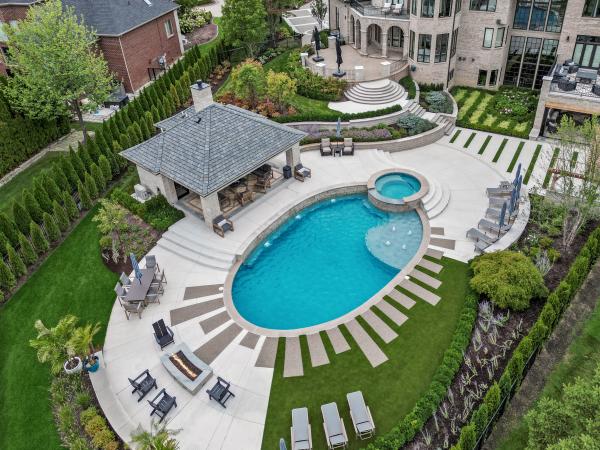 Dynamic Oasis Landscape | Northville, MI